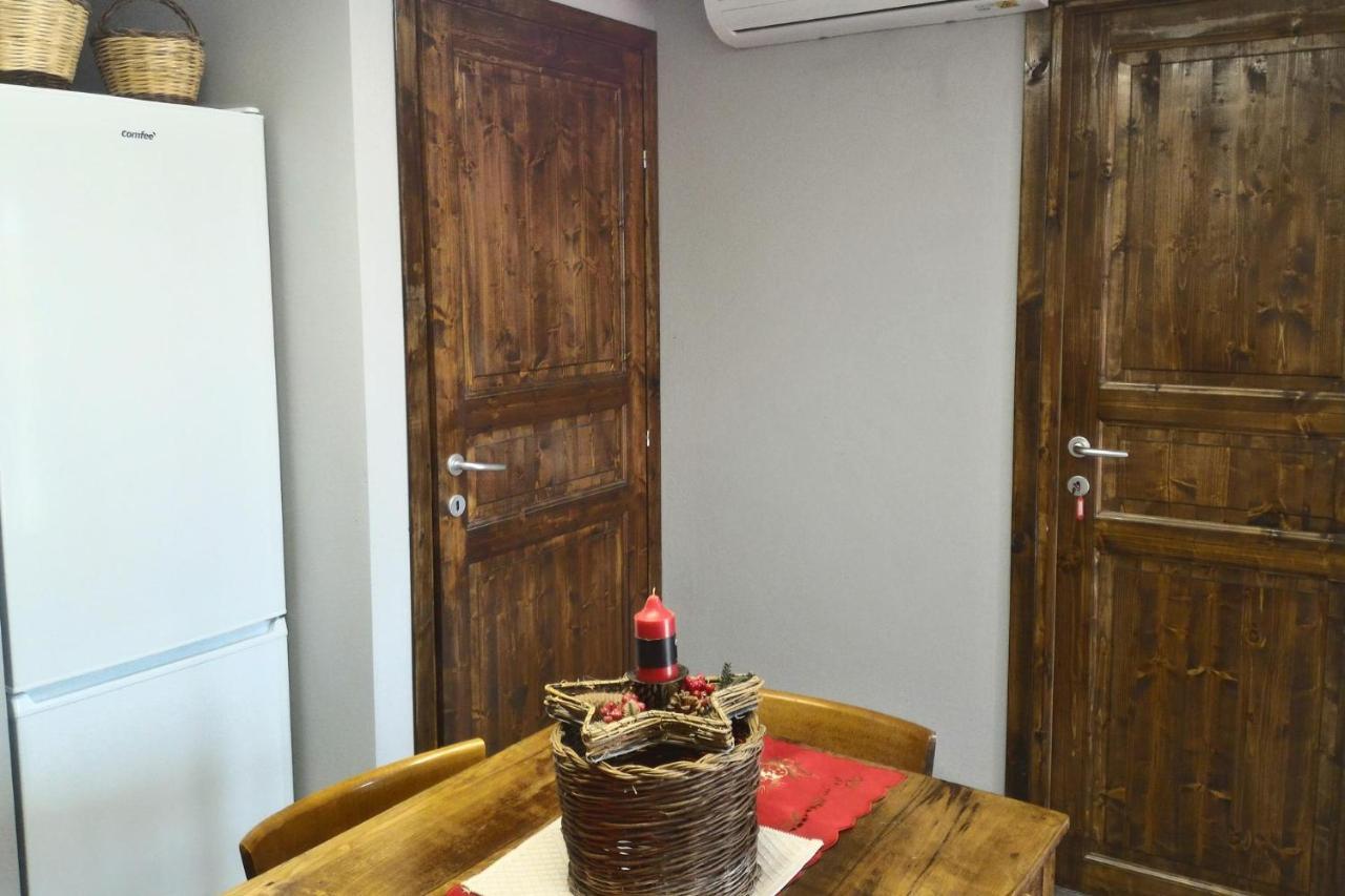ساردارا Corona Bed & Breakfast المظهر الخارجي الصورة