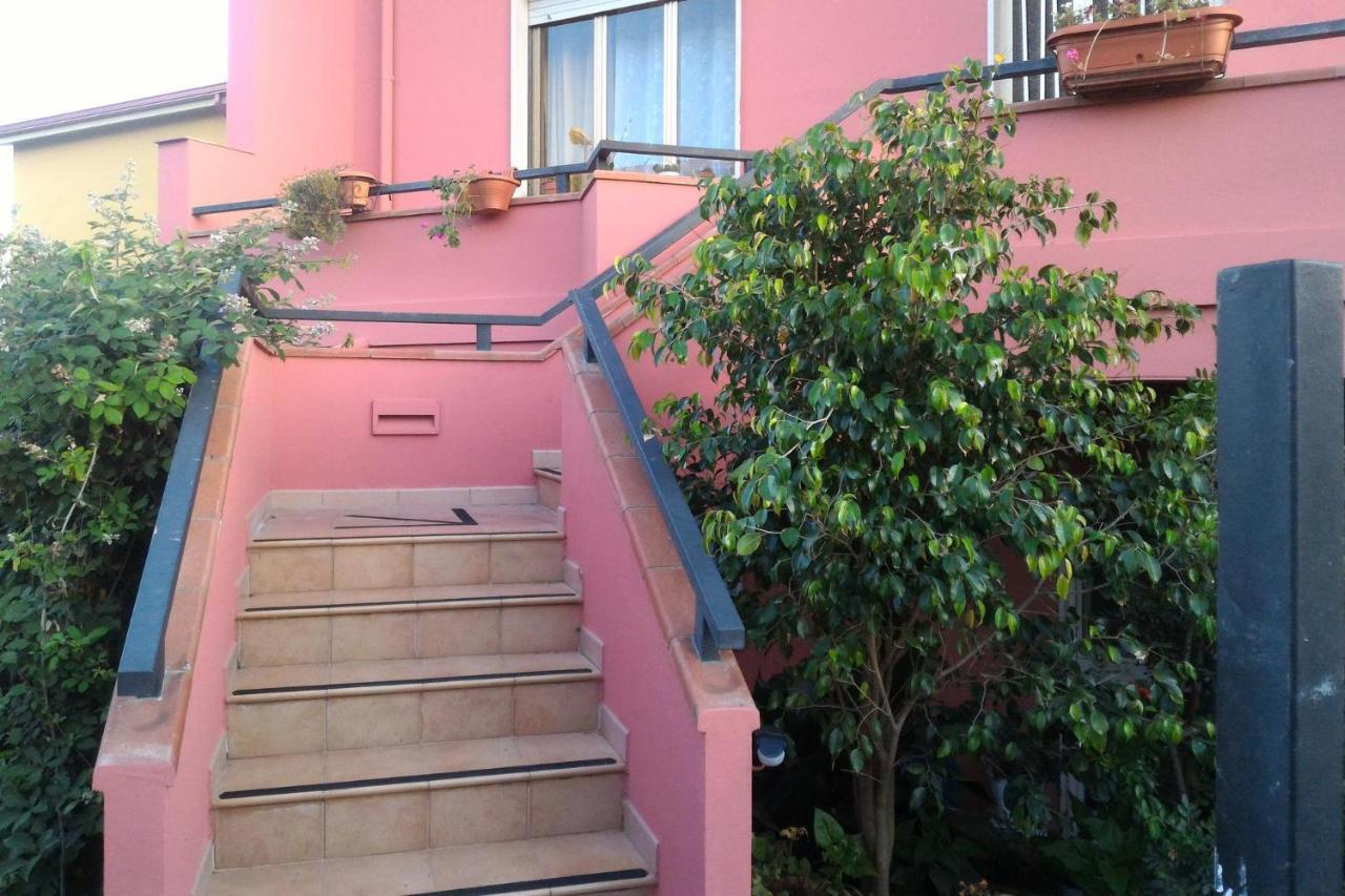 ساردارا Corona Bed & Breakfast المظهر الخارجي الصورة