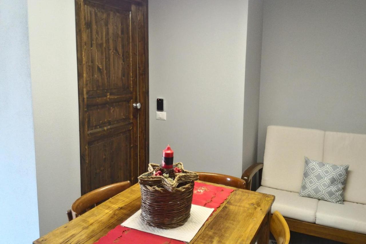 ساردارا Corona Bed & Breakfast المظهر الخارجي الصورة