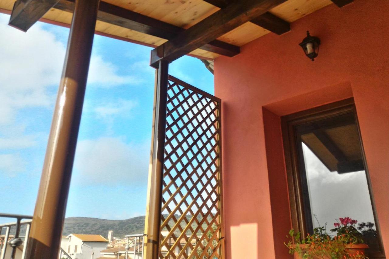 ساردارا Corona Bed & Breakfast المظهر الخارجي الصورة