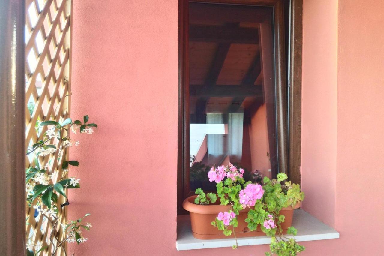 ساردارا Corona Bed & Breakfast المظهر الخارجي الصورة