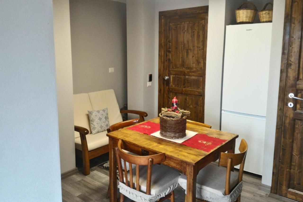 ساردارا Corona Bed & Breakfast المظهر الخارجي الصورة