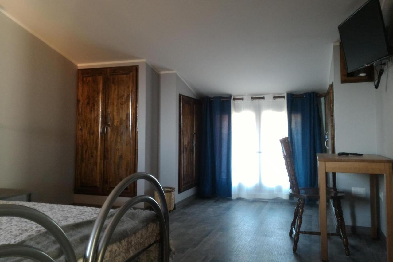 ساردارا Corona Bed & Breakfast المظهر الخارجي الصورة